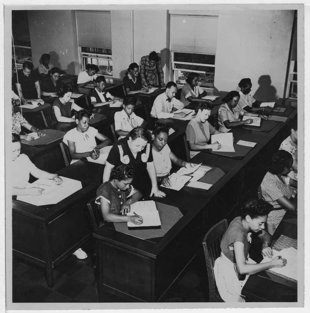 AUSLIS Students and Faculty in Class, circa 1955, 1950/1960 Virginia Lacey Jones Papers