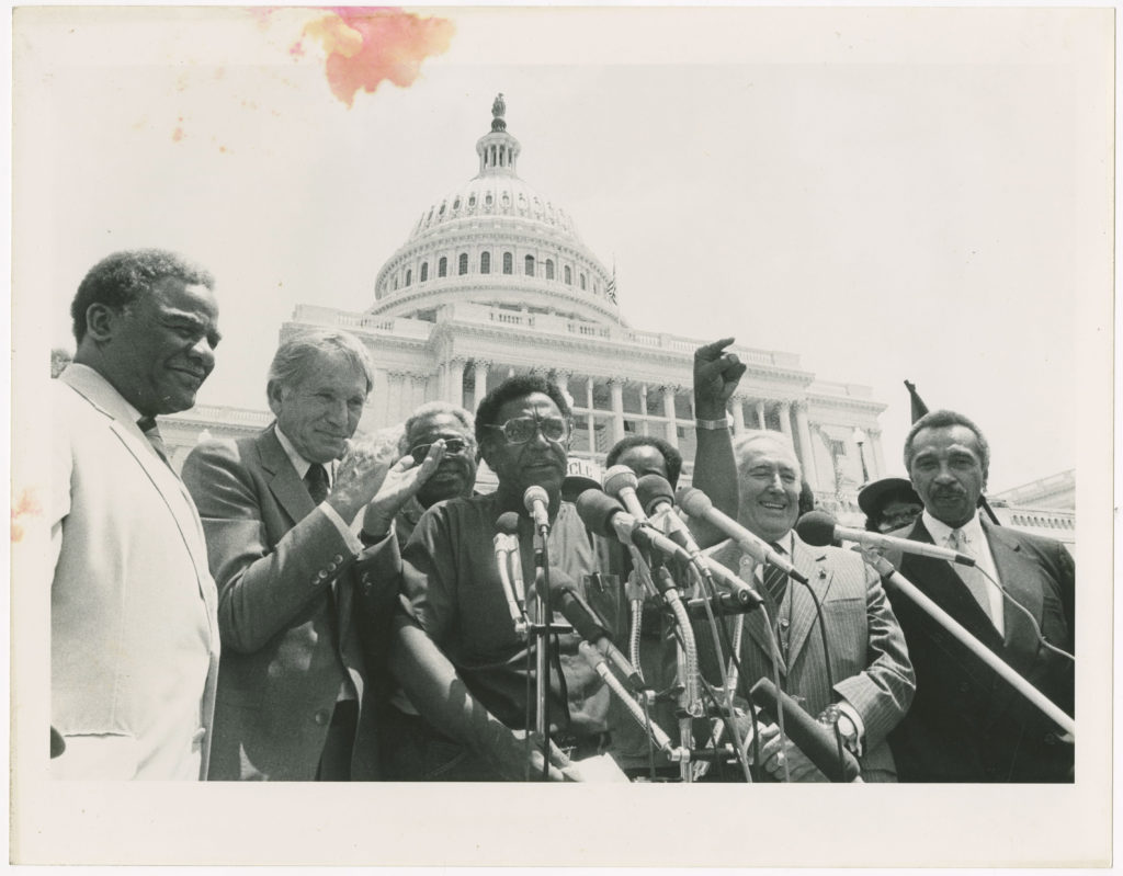 Dr. Joseph Echols Lowery speaking at podium on the steps of the United States Cpaital